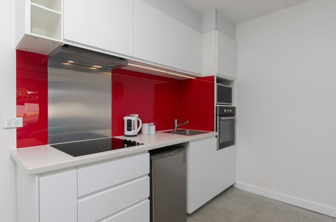 Sunset Place Apartments - Pubs and Clubs 26