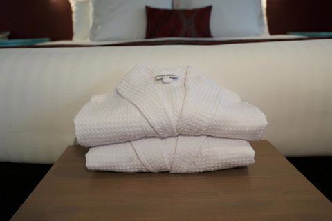 SureStay Hotel By Best Western The Clarence On Melville - Pubs and Clubs 23