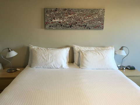 The Murray Hotel - Go Out 19