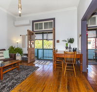 The Hub Fremantle - Pubs and Clubs