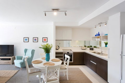 Beachside Living - South Fremantle - Go Out 10