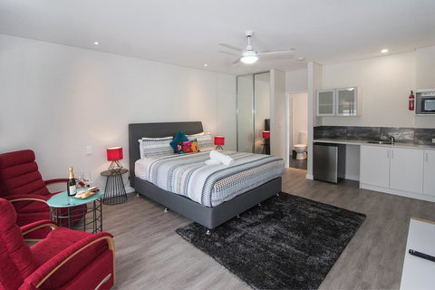 Churchill Studios - Pubs and Clubs 3