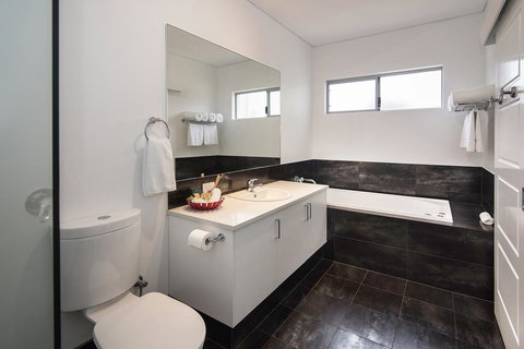 Churchill Studios - Pubs and Clubs 4