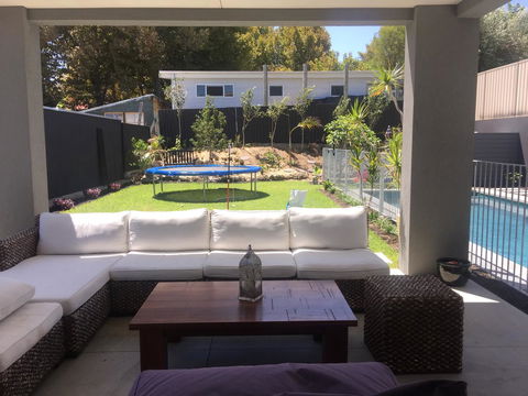 The Pool House - Fremantle - Pubs and Clubs 29