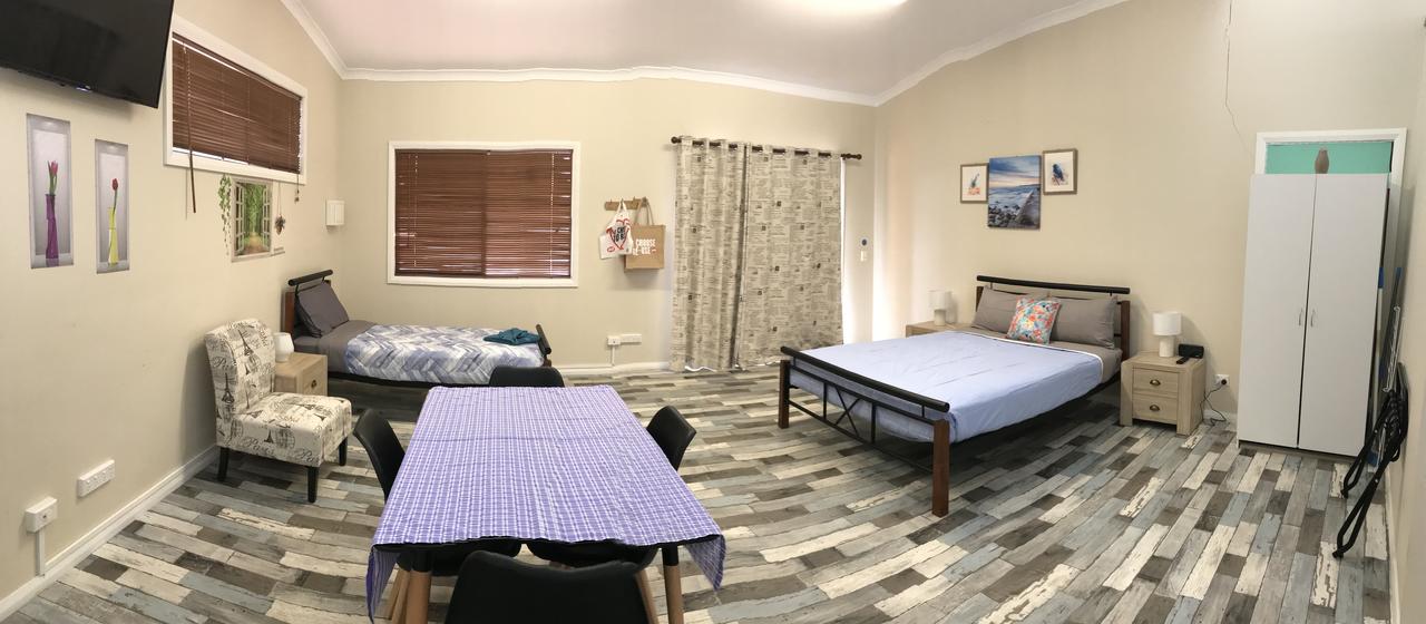 Dongara WA Pubs and Clubs