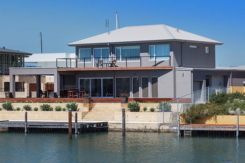 Oceans Edge - Busselton - Pubs and Clubs 0