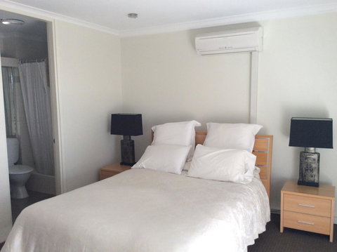 River City Haven - Go Out 7