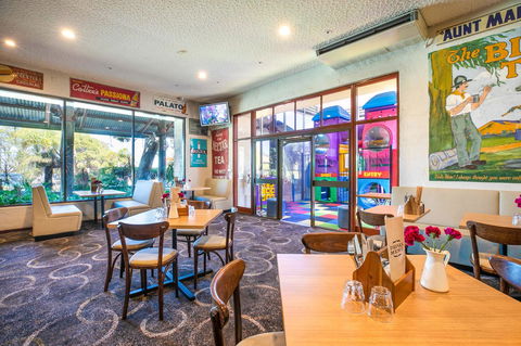 Nightcap At Wanneroo Tavern - Pubs and Clubs 6