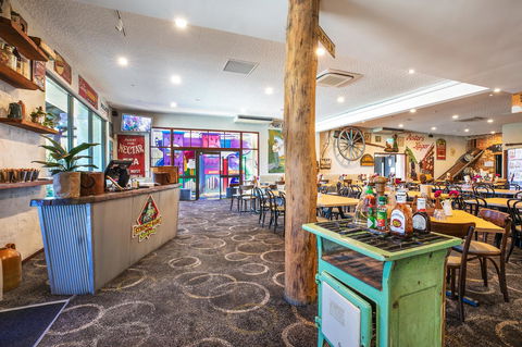 Nightcap At Wanneroo Tavern - Pubs and Clubs 9