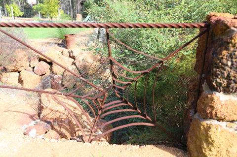 Nannup Bush Retreat - Pubs and Clubs 21