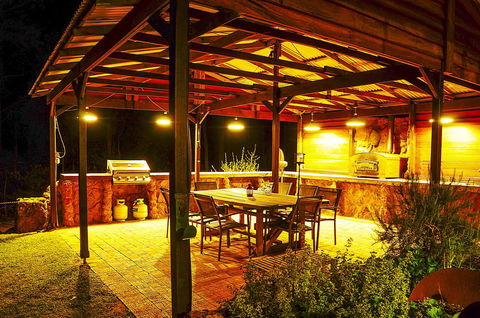 Nannup Bush Retreat - Pubs and Clubs 5