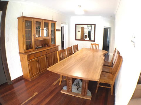 Nannup Bush Retreat - Pubs and Clubs 12