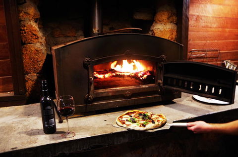 Nannup Bush Retreat - Pubs and Clubs 7