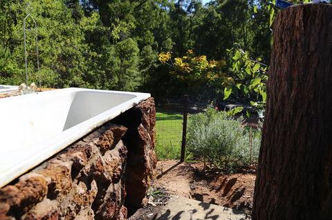 Nannup Bush Retreat - Pubs and Clubs 26