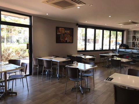Joondalup City Hotel - Pubs and Clubs 1