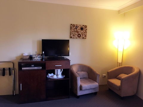 Joondalup City Hotel - Pubs and Clubs 9