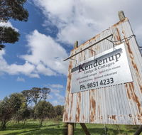 Kendenup Cottages and Lodge - Pubs and Clubs