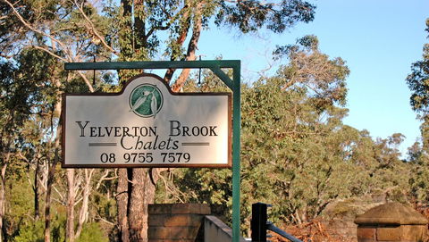 Yelverton Brook Conservation Sanctuary - Pubs and Clubs 19