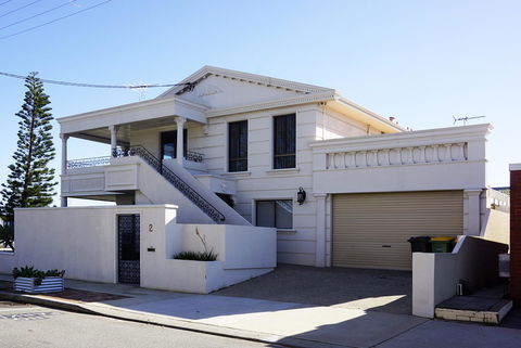 Ada South Fremantle - Pubs and Clubs 24