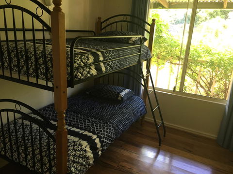 Tegwan's Nest Holiday Home - Pubs and Clubs 30
