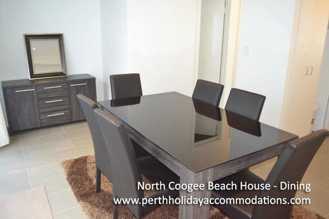 North Coogee Beach House - Go Out 3