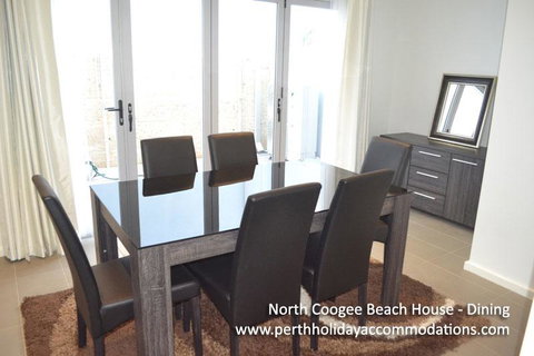 North Coogee Beach House - Go Out 1