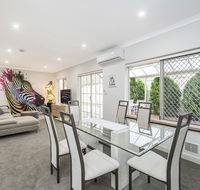 Luxury Federation Style Home - Sleeps 10 - Pubs and Clubs