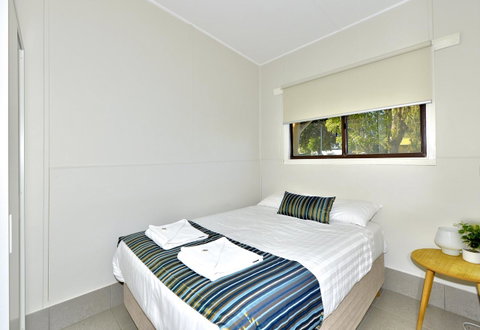 Mandurah Coastal Holiday Park - Pubs and Clubs 9