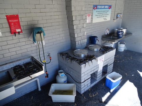 Mandurah Coastal Holiday Park - Pubs and Clubs 39