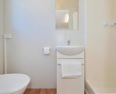 Mandurah Coastal Holiday Park - Pubs and Clubs 34