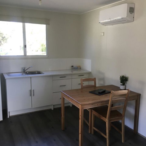 Mandurah Coastal Holiday Park - Pubs and Clubs 19