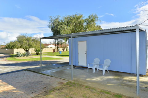 Mandurah Coastal Holiday Park - Pubs and Clubs 35