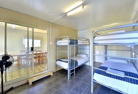 Mandurah Coastal Holiday Park - Pubs and Clubs 26