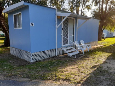 Mandurah Coastal Holiday Park - Pubs and Clubs 18