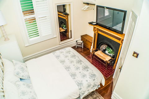 South Beach Bed & Breakfast - Pubs and Clubs 14