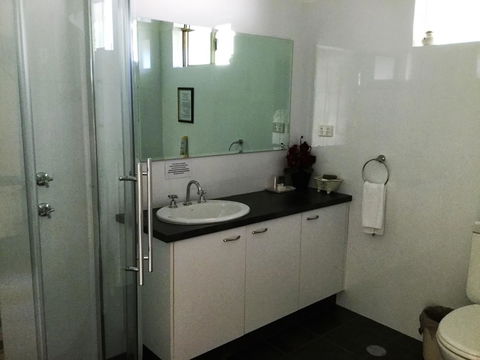 Armadale Cottage Bed & Breakfast - Pubs and Clubs 23