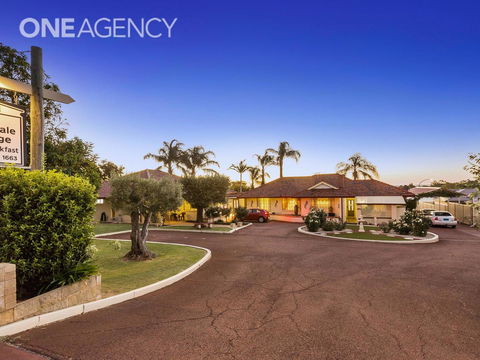 Armadale Cottage Bed & Breakfast - Pubs and Clubs 13