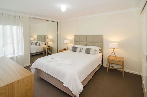 Beach Retreat - Busselton - Go Out 5