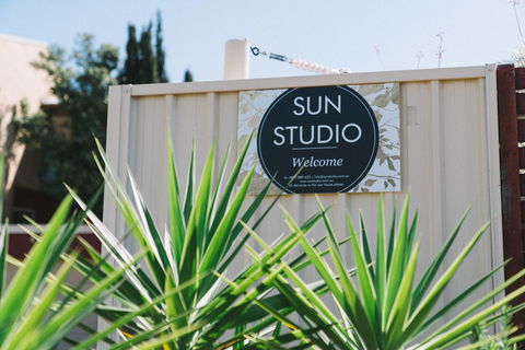 Sun Studio - Go Out 8