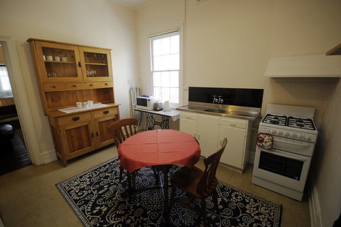 My Place Colonial Accommodation - Go Out 16