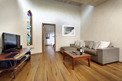 Aiyana Retreat - Go Out 4