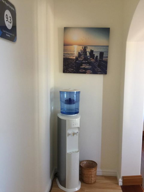 The Royal Dolphin Bed & Breakfast Safety Bay - Go Out 26