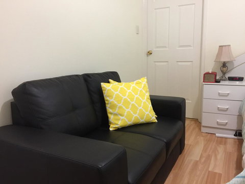 The Royal Dolphin Bed & Breakfast Safety Bay - Go Out 2