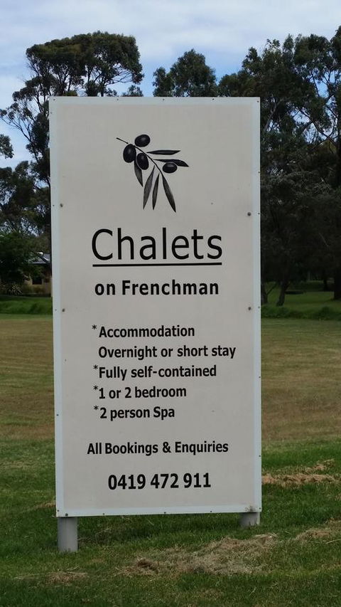 Chalets On Frenchman - Pubs and Clubs 0