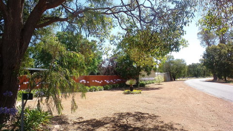 Windfall Estate Vineyard Cottage - Go Out 12