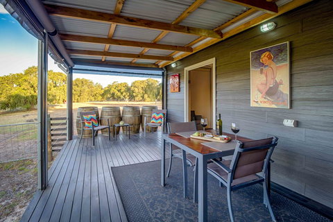 Windfall Estate Vineyard Cottage - Go Out 2