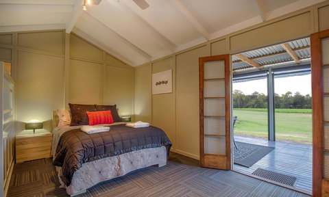 Windfall Estate Vineyard Cottage - Go Out 1