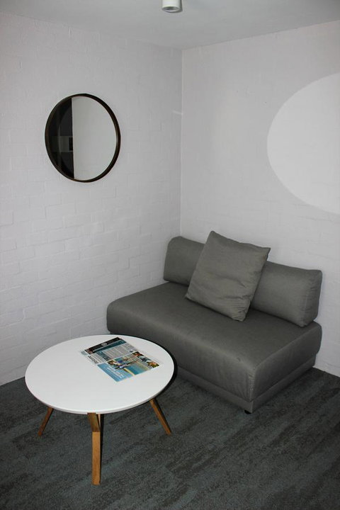 Atrium Hotel Mandurah - Pubs and Clubs 10