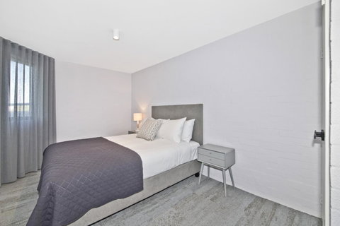 Atrium Hotel Mandurah - Pubs and Clubs 35
