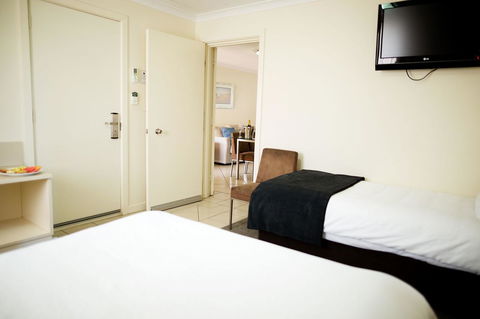 Kalbarri Edge Resort - Pubs and Clubs 10